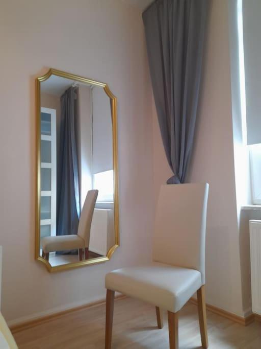 Zwei-Zimmer Wohnung In Wiesbadens Westend Zewnętrze zdjęcie