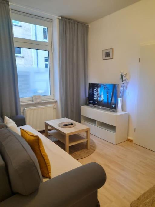 Zwei-Zimmer Wohnung In Wiesbadens Westend Zewnętrze zdjęcie