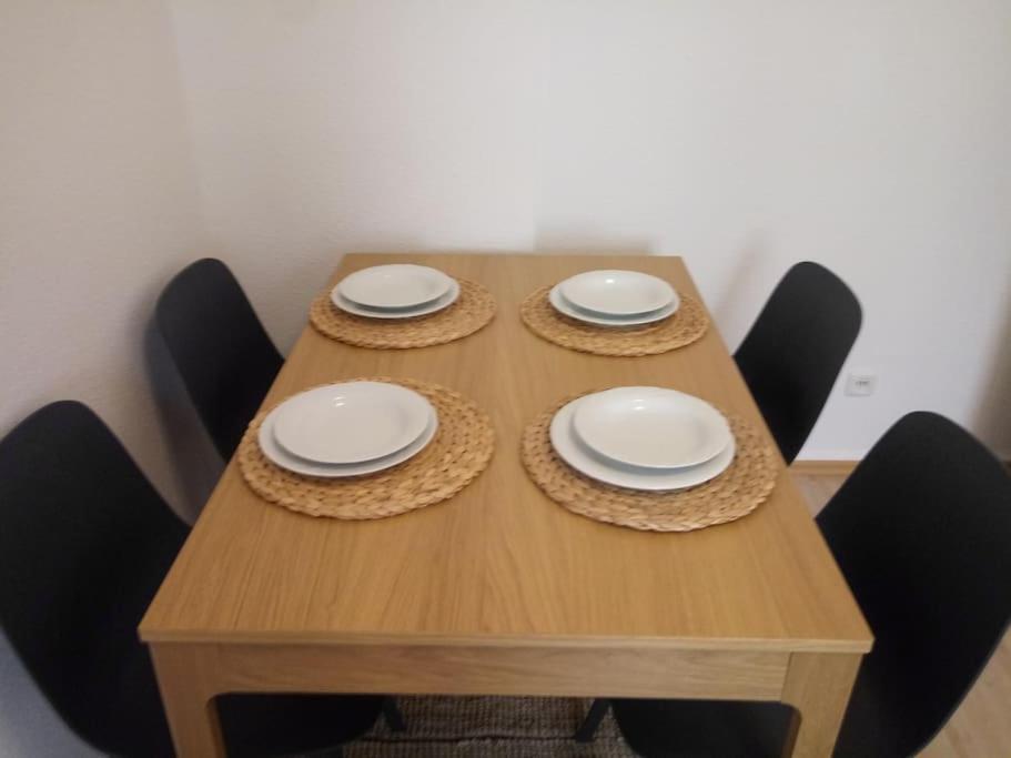 Zwei-Zimmer Wohnung In Wiesbadens Westend Zewnętrze zdjęcie