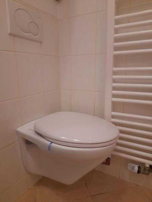Zwei-Zimmer Wohnung In Wiesbadens Westend Zewnętrze zdjęcie