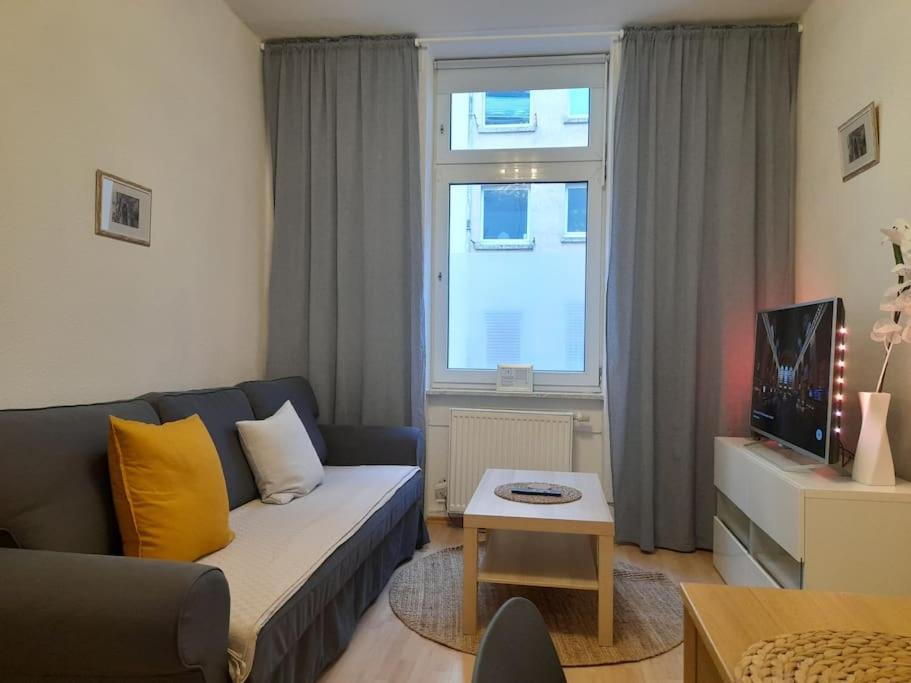 Zwei-Zimmer Wohnung In Wiesbadens Westend Zewnętrze zdjęcie