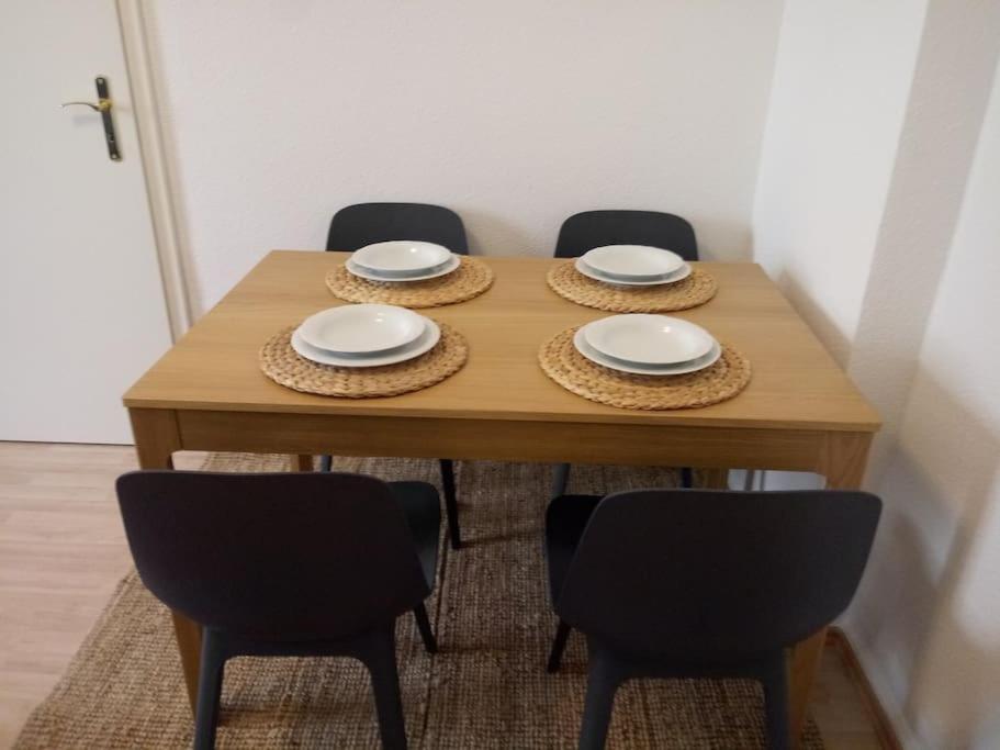 Zwei-Zimmer Wohnung In Wiesbadens Westend Zewnętrze zdjęcie